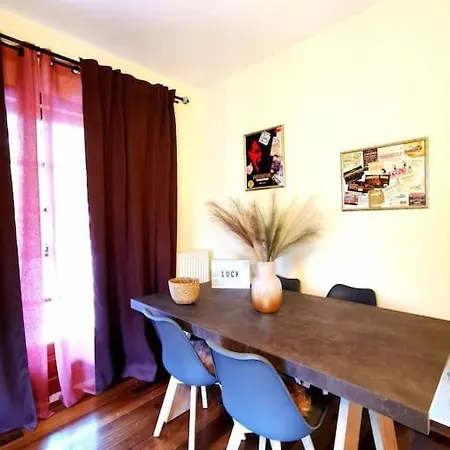 Lucy'S Apartment Athens Exterior photo